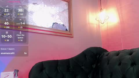 Snapshot of cristal_coopeer chatting on March 4, 2025, 12:44 pm Cristal yours Milf online show from March 4, 2025, 12:44 pm