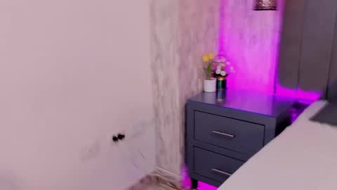 Snapshot of cristal_davisbgb chatting on February 2, 2025, 3:32 am Maria Jose Rivas online show from February 2, 2025, 3:32 am