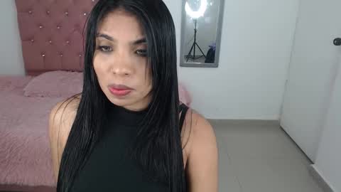 cristal online show from January 29, 2025, 12:13 pm