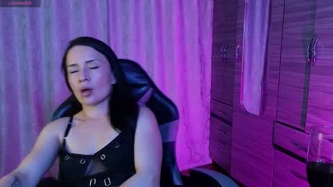  Alejandra from Wednesday to Saturday from 1000 pm to 400 am Colombian hour online show from March 1, 2026, 1:51 am