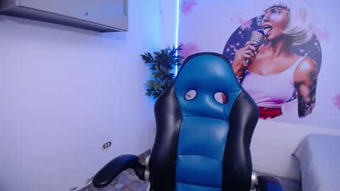 Milena online show from January 11, 2025, 7:49 pm