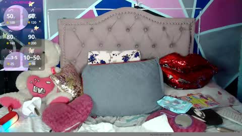 Cristal online show from February 11, 2025, 12:27 pm