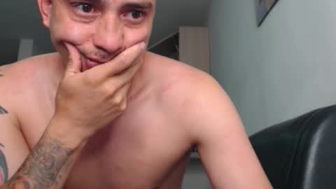 cristal beautiful online show from October 31, 2025, 11:11 am