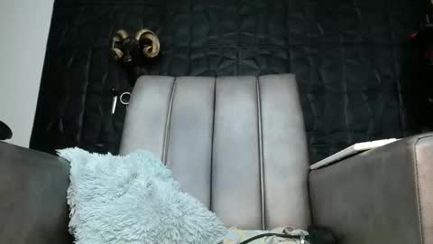 Hanna  online show from May 28, 2026, 1:58 am