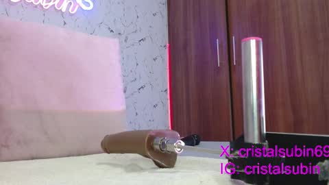 STEFANYIG cristalsubin online show from January 9, 2025, 12:19 pm