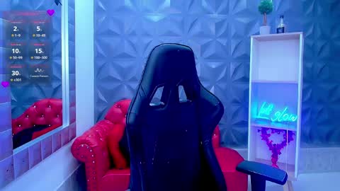 Cristal online show from May 9, 2026, 1:11 am