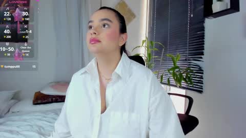 Cristal Cute  online show from December 4, 2024, 4:16 pm
