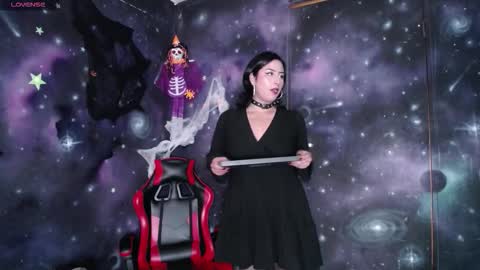 Snapshot of cristaldeleons chatting on October 14, 2025, 7:03 pm Cristal de Leon online show from October 14, 2025, 7:03 pm