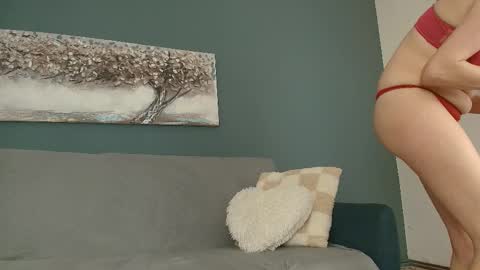 cristaleyess online show from February 21, 2026, 3:35 pm