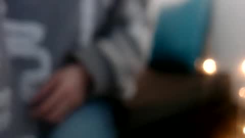 cristalmateus707rs online show from September 17, 2025, 8:43 pm