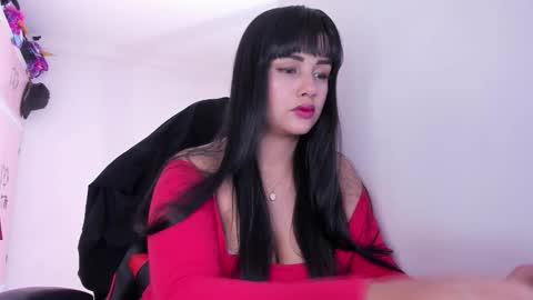 CRISTAL SADIK online show from September 14, 2025, 5:17 am