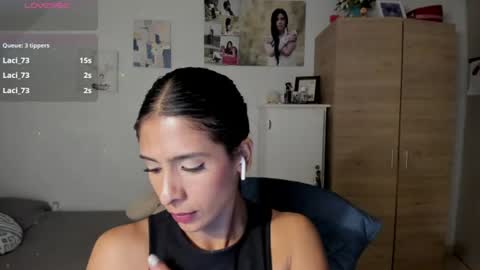 veronika online show from June 13, 2026, 3:37 am