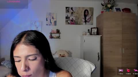 veronika online show from July 9, 2026, 3:32 am