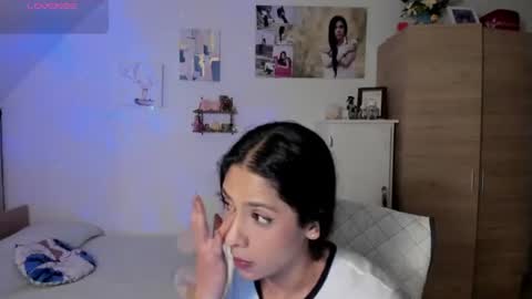 veronika online show from July 20, 2026, 3:54 am