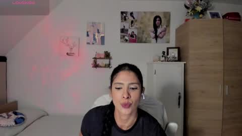 veronika online show from July 22, 2026, 3:09 am