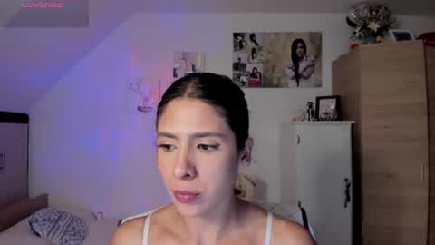 veronika online show from August 7, 2026, 3:41 am