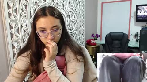 you can call me your sweettie assistant   online show from January 7, 2025, 11:58 am