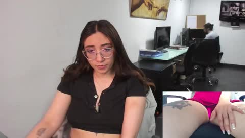 you can call me your sweettie assistant   online show from January 28, 2025, 6:28 pm