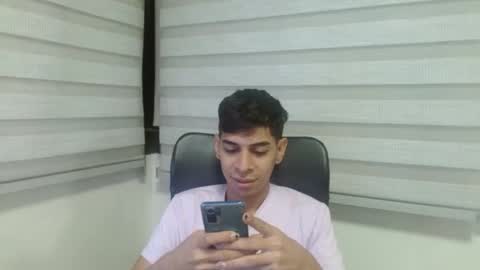 cristhian online show from September 28, 2025, 4:40 am