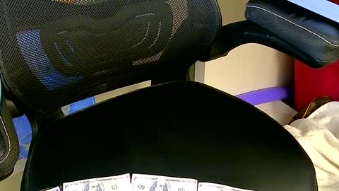 Snapshot of cristiano_ronaldo_sexy_man chatting on October 4, 2025, 2:09 am Cristiano Ronaldo sexy man online show from October 4, 2025, 2:09 am