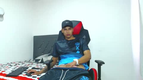 cristian online show from March 12, 2026, 1:28 pm