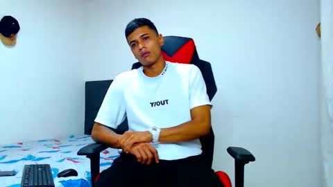 cristian online show from April 27, 2026, 11:36 pm
