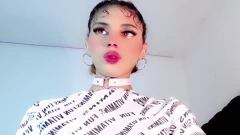 Cristinadollsex online show from February 12, 2025, 8:16 am