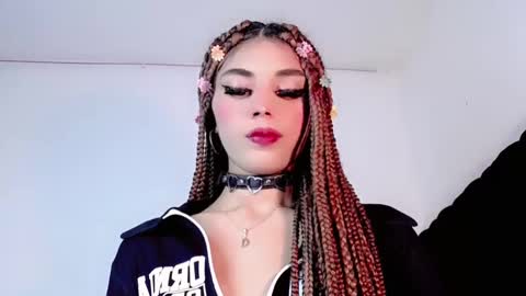 Cristinadollsex online show from March 6, 2025, 5:22 pm