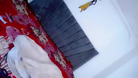 Cristinadollsex online show from September 12, 2025, 7:52 am