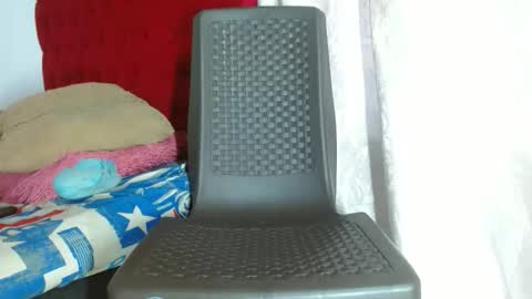 cristinamontiel74 online show from October 17, 2025, 3:25 pm