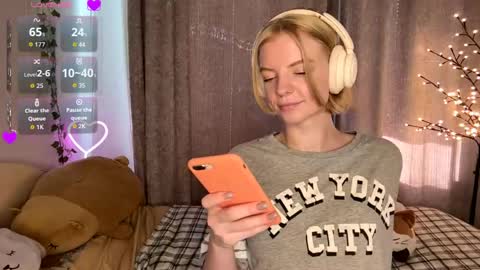 Snapshot of cristinekondo chatting on May 23, 2026, 3:27 pm Marry online show from May 23, 2026, 3:27 pm