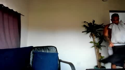 Cristian online show from April 28, 2026, 3:39 pm