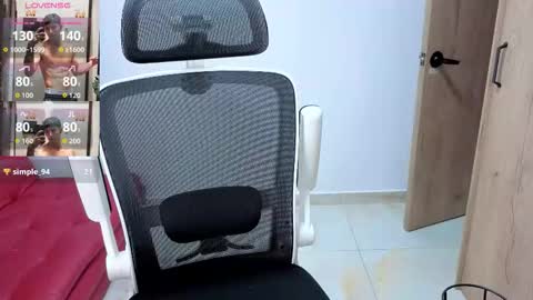 Snapshot of cristopher23_ chatting on October 23, 2025, 2:22 am cristopher23  online show from October 23, 2025, 2:22 am