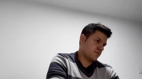 Snapshot of cristopher3042 chatting on February 20, 2025, 2:07 am cristopher3042 online show from February 20, 2025, 2:07 am