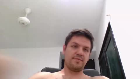 Snapshot of cristopher3042 chatting on November 7, 2025, 2:55 am cristopher3042 online show from November 7, 2025, 2:55 am