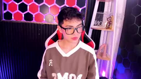 Snapshot of cristopher_wild chatting on June 11, 2026, 8:40 pm Cristopher online show from June 11, 2026, 8:40 pm