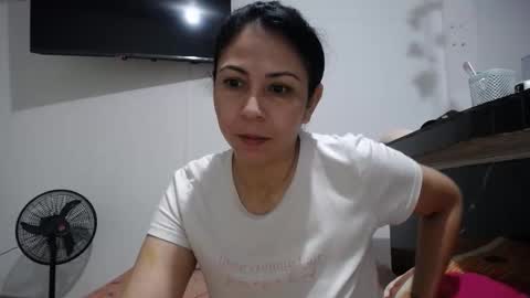 Snapshot of crisyoha4020 chatting on October 20, 2025, 8:20 pm crisyoha4020 online show from October 20, 2025, 8:20 pm