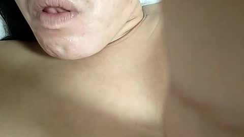 Snapshot of crizzy30 chatting on October 8, 2025, 7:33 pm crizzy30 online show from October 8, 2025, 7:33 pm