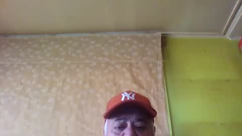 Snapshot of crmperez chatting on January 5, 2025, 8:42 pm crmperez online show from January 5, 2025, 8:42 pm