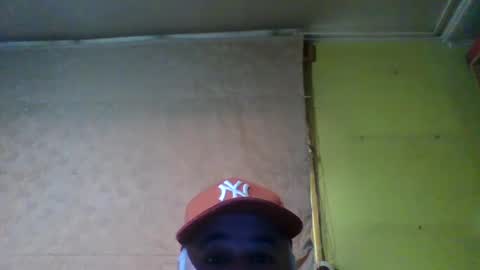 Snapshot of crmperez chatting on September 8, 2025, 6:40 pm crmperez online show from September 8, 2025, 6:40 pm