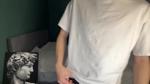 cronck52 online show from November 26, 2025, 2:18 pm