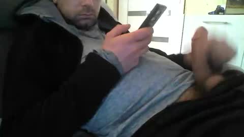 crosik1908 online show from January 27, 2025, 9:13 am