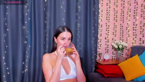 xx Amina xx online show from May 4, 2026, 7:26 am