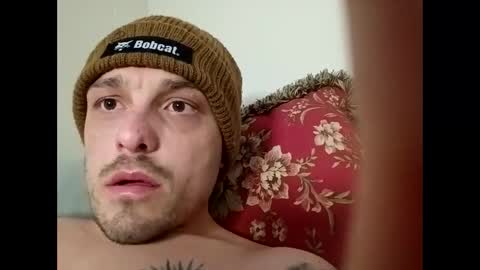 crossbo112293 online show from February 10, 2026, 8:35 pm