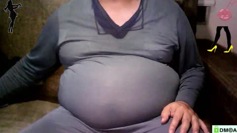 Linda Cross online show from October 24, 2025, 3:03 am