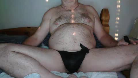 Crowbarbi online show from October 17, 2025, 11:35 am