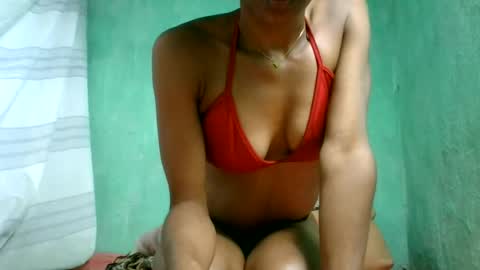 Snapshot of crushlove069 chatting on June 17, 2026, 7:44 am crushlove069 online show from June 17, 2026, 7:44 am