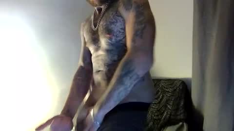 cruz815 online show from December 20, 2025, 1:23 am