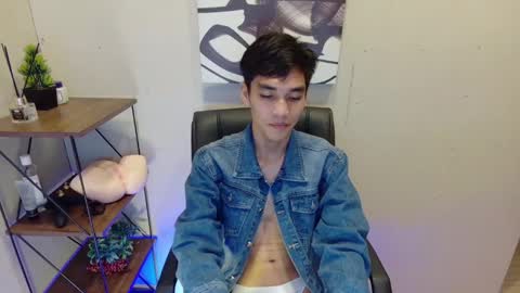 crxxxxxxxxxx online show from January 8, 2025, 12:37 pm