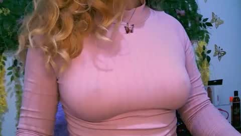 crysrus online show from October 24, 2025, 1:03 am